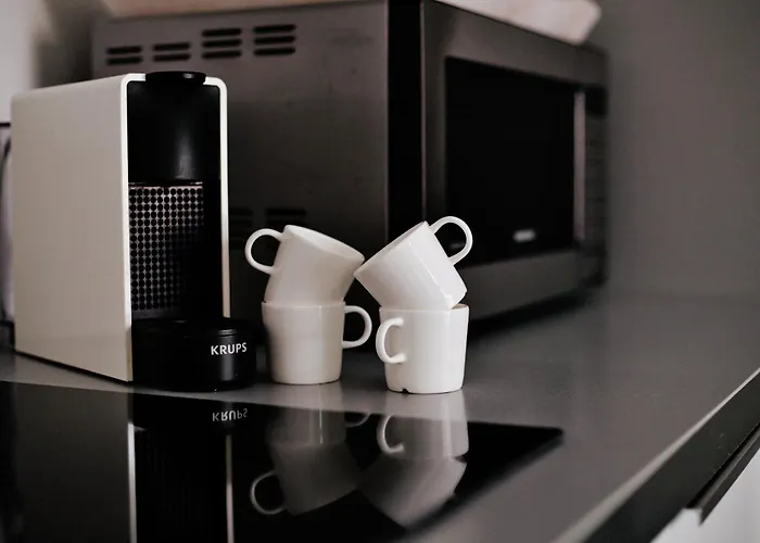 Just Urban - Bright With Terrace - M4 Tolstoj Lejlighed